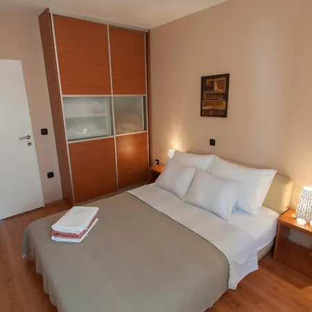 8432c Apartamento *