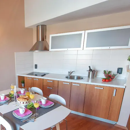 8432c Poljana (Ugljan)